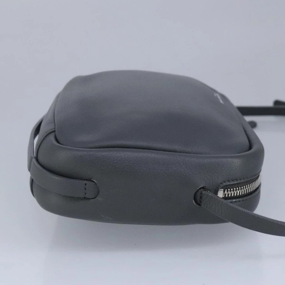 BALENCIAGA Everyday camera S Shoulder Bag Leather Gray - Picture 4 of 16